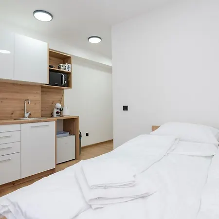 Lelas 2 - Free Parking 아파트