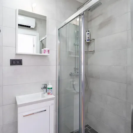 Apartmán Lelas 2 - Free Parking *